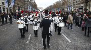 Champs-Elysées, forains, Campion, parade, interdiction, Hidalgo