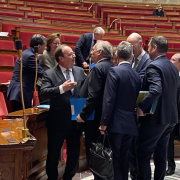 Bayrou, budget, PS, RN